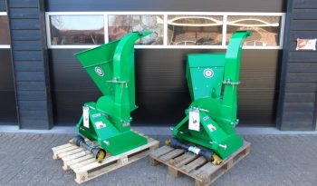 Better Agro houtversnipperaar BX 42 versnipperaar minitractor vol