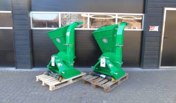 Better Agro houtversnipperaar BX 42 versnipperaar minitractor vol