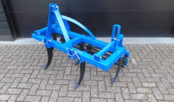 Diepwoeler met verkruimelrol vaste tand cultivator vol