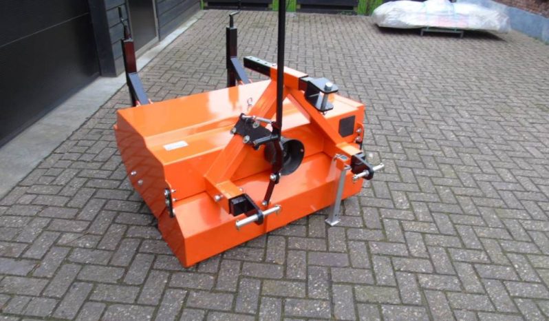 Veegmachine PTO 115cm aftakas aangedreven minitrekker vol