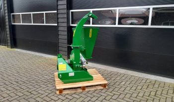 Better Agro houtversnipperaar BX 42 versnipperaar minitractor vol