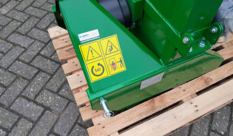Better Agro houtversnipperaar BX 42 versnipperaar minitractor vol