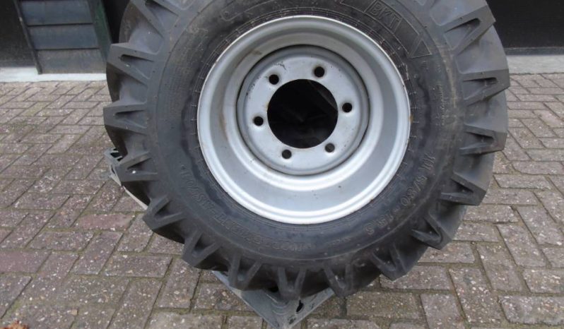 Manitou Merlo Bobcat Liebherr bak mast werktuigen landrol vol