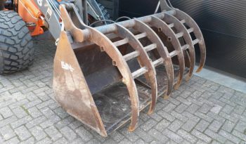 Everun ER 16 Shovel loader met pelikaanbak vol