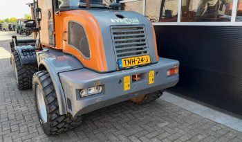 Everun ER 16 Shovel loader met pelikaanbak vol