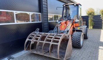Everun ER 16 Shovel loader met pelikaanbak vol