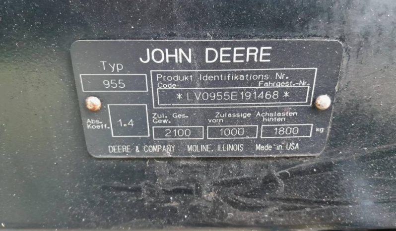 John Deere 955 HST op gazonbanden vol
