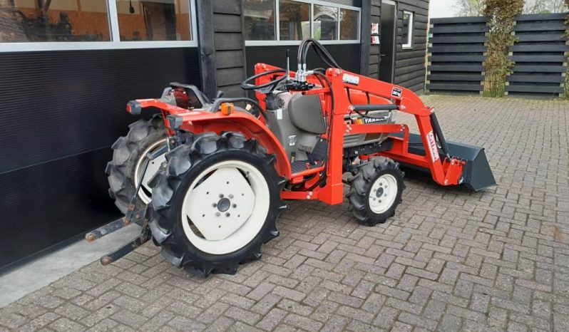 Yanmar F 180 minitractor met voorlader vol