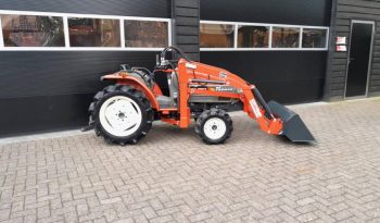 Yanmar F 180 minitractor met voorlader vol