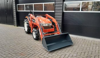 Yanmar F 180 minitractor met voorlader vol