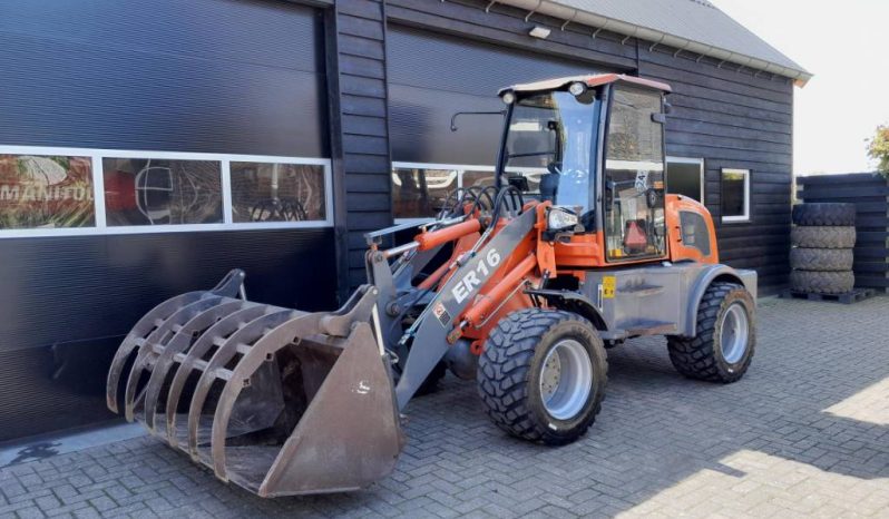 Everun ER 16 Shovel – Loader met pelikaanbak vol