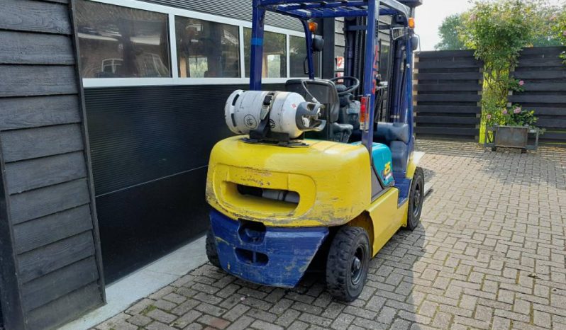 Komatsu FG 25 HT-14  Freelift – Sideshift – Triplex – LPG full