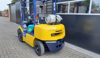 Komatsu FG 25 HT-14 Freelift – Sideshift – Triplex – LPG full