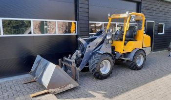 Eurotrac W13 shovel loader met bak en vorken vol