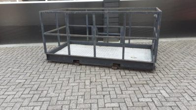 {AD145EFB-F229-45CA-B6BD-7A864EF8216B}