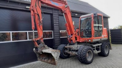 {78B411C1-94B2-4E5B-8D02-F51B3B3B1C2D}