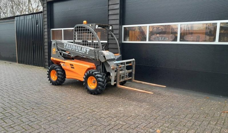 Ausa T 144 H x4 verreiker minilader vol