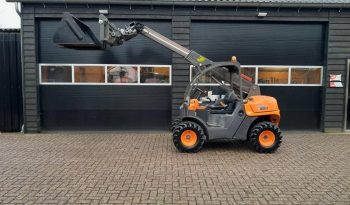 Ausa T 144 H X4 mini verreiker met bak en vorken vol