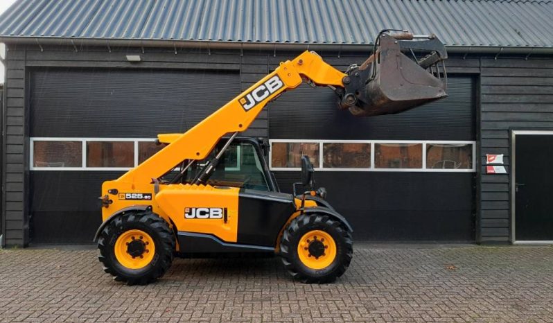 JCB 525-60 AGRI PLUS – Airco – Pelikaanbak vol