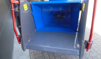 Houtversnipperaar versnipperaar BX 52R met hydraulische invoerro vol