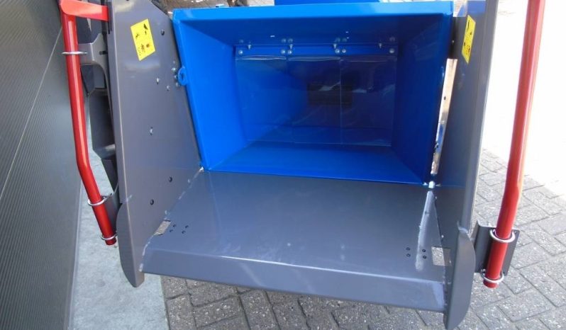 Houtversnipperaar versnipperaar BX 52R met hydraulische invoerro vol