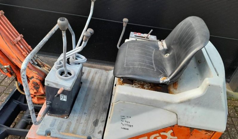 IHI 7 GX minigraver met bak vol