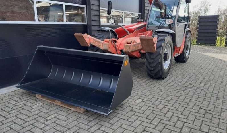 Manitou MT 1030 S verreiker – Grondbak + Vorken vol
