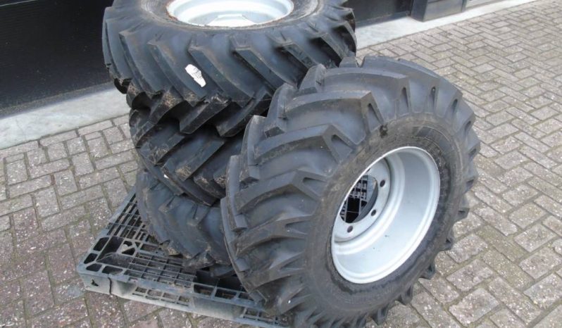 Banden 11.5-80-15.3 BKT 4 stuks vol