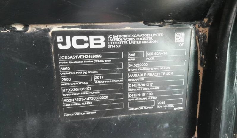 JCB 525-60 AG Agri Plus verreiker met bak vol