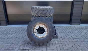 Banden set wielen 23.5/70R16 23.5/70-16 full