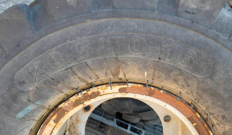 Banden set wielen 23.5/70R16 23.5/70-16 full