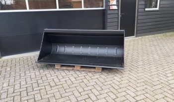 Manitou Grondbak 220cm breed NIEUW vol