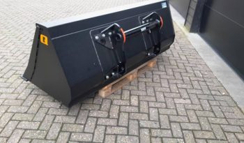 Manitou Grondbak 220cm breed NIEUW vol