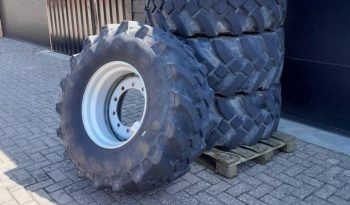Manitou wielen banden 445/65R22.5 set MRT 2150 vol
