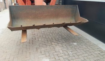 Manitou MT 1337 SL T verreiker met bak en vorken vol